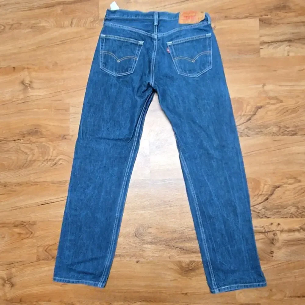 Levi's 501 Mens Jeans Straight Fit Medium Wash Denim 34x34 Classic Blue